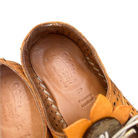 Spring Step Women's Sunflowery Slip-on Shoes Sz 8.5 Orange Perforated Leather - Picture 5 of 6